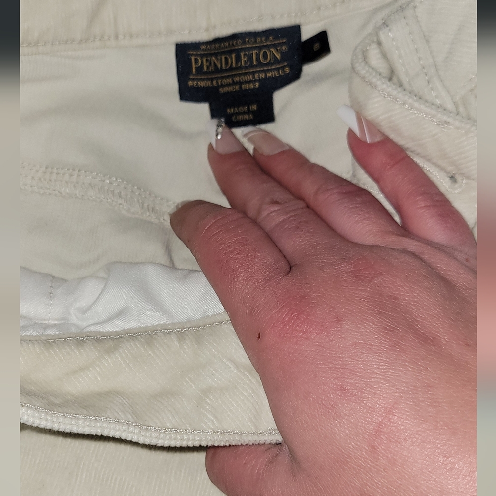 Pendleton white khaki pants